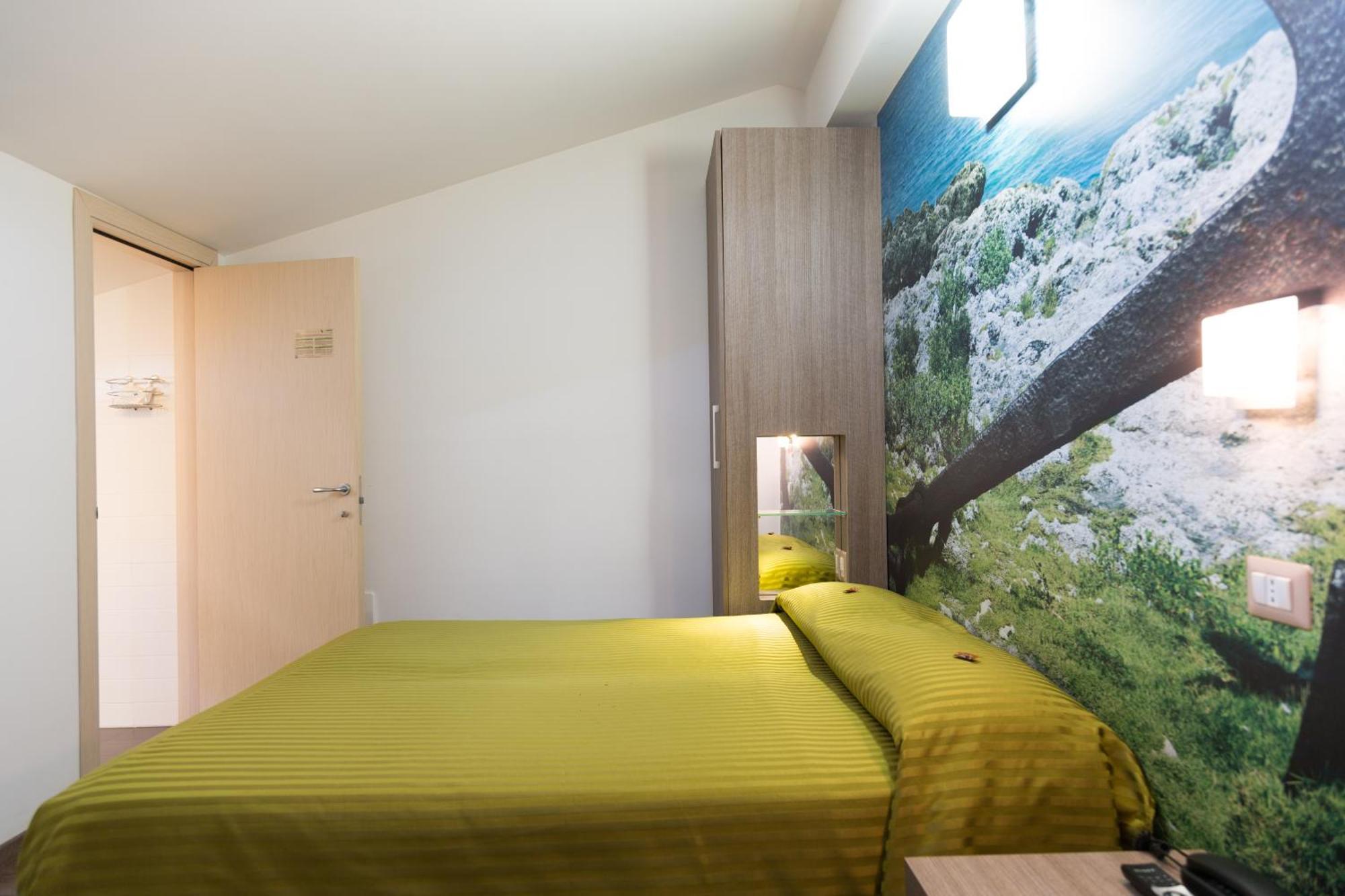 Hotel Miramare Pineto Kültér fotó
