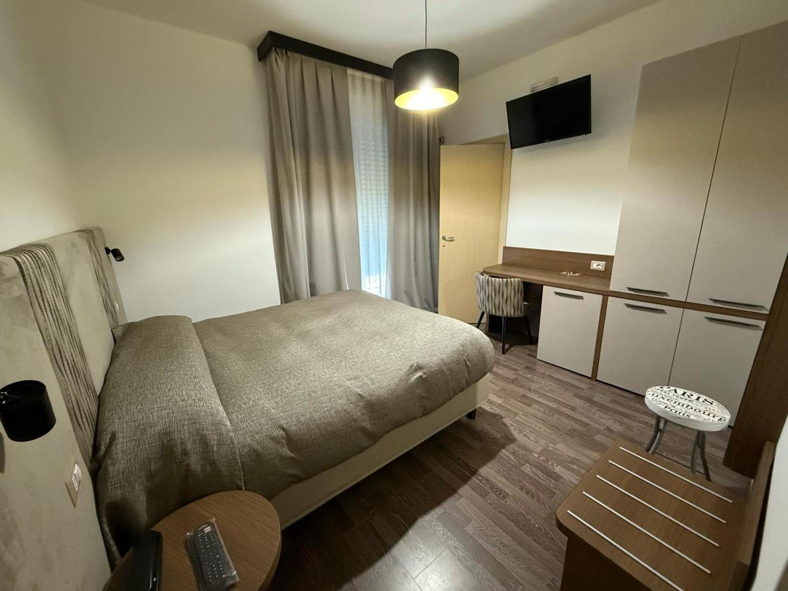 Hotel Miramare Pineto Kültér fotó